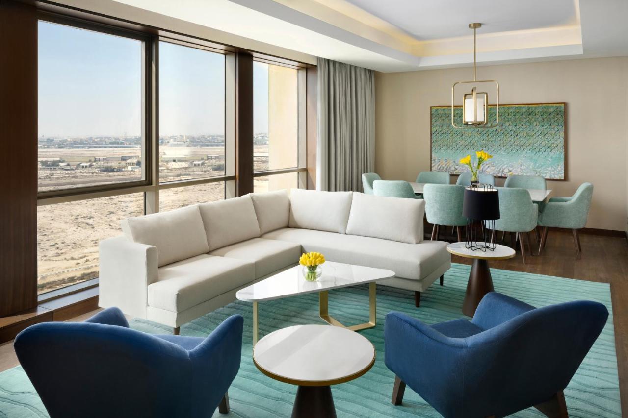 Grand Hyatt Al Khobar Hotel And Residences Eksteriør bilde A suite at the hotel