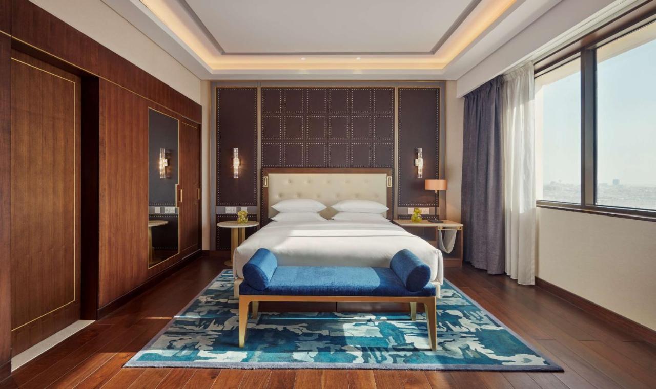 Grand Hyatt Al Khobar Hotel And Residences Eksteriør bilde Deluxe Suite